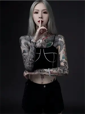 打破枷锁姐妹行